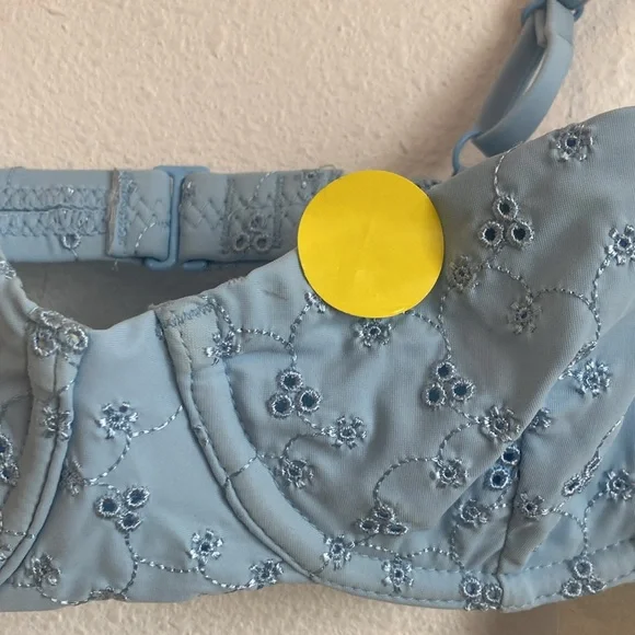 J Crew Womens Eyelet balconette underwire bikini top 32A Calm Blue Color - Picture 6 of 8